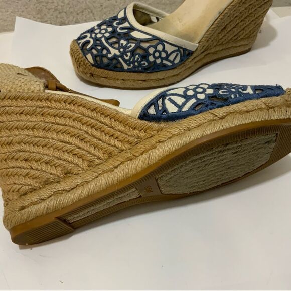 Tory Burch Lucia Lace Wedge Espadrille, Tory Navy white 8.5 M - Picture 6 of 11